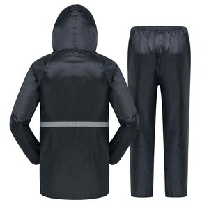 Anti Wrinkle Men Rain Suit Premium High Quality Outdoor Wear Latest Designs Hot Selling Men Rain Suit wWth Custom Rain Suit - Product Image 2