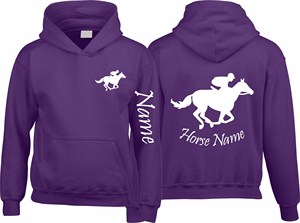Sweat à capuche unisexe noir avec motif de cavalier sautant, nom personnalisé du cavalier et du cheval imprimé devant et derrière, coupe décontractée, coton French Terry - Product Image 4