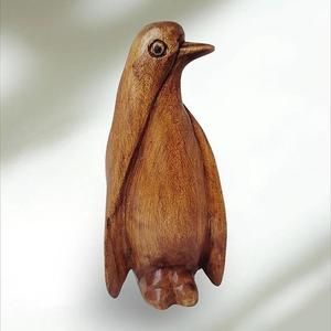 Escultura de Animal de Madera Moderna de Diseño Único, Estatua Hecha a Mano para Diseño de Interiores y Colección de Arte, Disponible para la Venta - Product Image 2