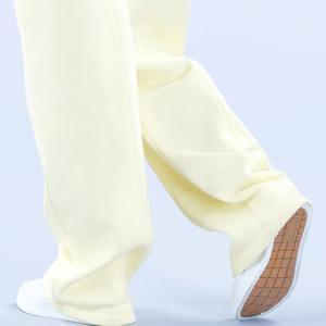 Pantalones cargo para mujer al por mayor, pantalones de chándal de invierno de forro polar, joggers holgados, pantalones de chándal extragrandes con pernera ancha para mujer - Product Image 5