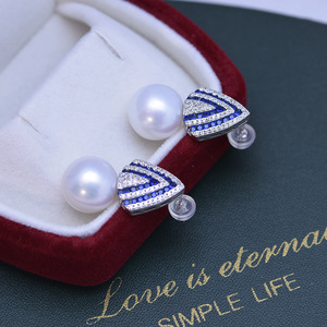 Boucles d'oreilles pendantes rondes blanches en argent 925 de 11-12 mm pour femmes, version coréenne, avec une forte brillance et des imperfections subtiles - Product Image 4