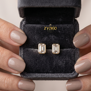 Pendientes de Diamantes Cultivados en Laboratorio con Corte Esmeralda de Zyorio Jewels, Oro de 14K, Certificados por IGI, Regalo de Compromiso Moderno - Product Image 2
