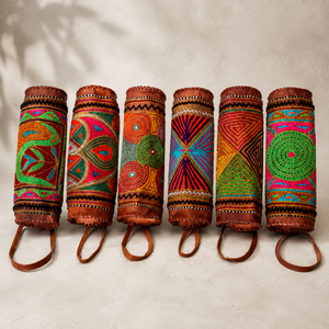 Estuche de Cuero Bordado a Mano, Colorido, Estilo Tribal, Portaplumas, Porta Gafas de Sol Boho, Organizador de Viaje Étnico, Regalo - Product Image 1