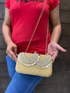 Porte-monnaie brodé de fleurs perlées pour femme, portefeuille chic, pour fête de soirée, mariage - Product Image 2