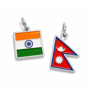 Italy <b>Map</b> Shape Metal Flag Charm with Durable Soft Enamel for Personalized Keychain Accessories and Gifts - Product Image 4