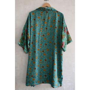 ชุดคลุมกิโมโนผ้าไหมยาวไซส์ใหญ่ ระบายอากาศได้ดี ตกแต่งด้วยผ้าปะติดปะต่อ สำหรับผู้หญิง ชุดนอนดีไซน์หรูหราสไตล์โบโฮ ชุดลำลองเก๋ไก๋ - Product Image 4