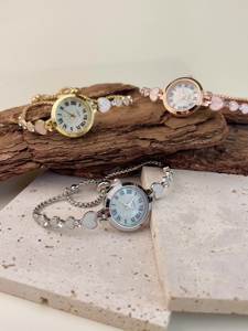 NW1463 Women's Watch <b>Cute</b> Heart Quartz <b>Bracelet</b> Watch - Product Image 6