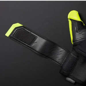 Gants de gardien de but de football professionnels unisexes respirants avec sangle de poignet réglable, en cuir antidérapant, couleurs et logo personnalisables, vente en gros - Product Image 4