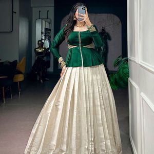 Elegant <b>Green</b> Kanchipuram <b>Silk</b> Premium Lehenga With Natural Satin <b>Silk</b> Top Zari Weaving Wholesale Rate By Royal Exports - Product Image 2