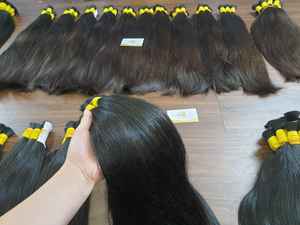 El vendedor de cabello Minh Khang en Vietnam ofrece extensiones de cabello humano a granel de color negro natural de 150kg en la lista de precios del almacén - Product Image 3