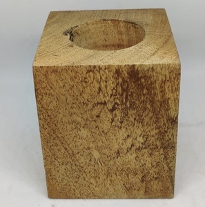 เชิงเทียนทีไลท์ทำจากไม้สไตล์วินเทจที่ใส่เทียนพร้อมไส้ขี้ผึ้งสีน้ำตาลอ่อนขนาดกลางทำด้วยมือทำจากโลหะคุณภาพสูง - Product Image 2