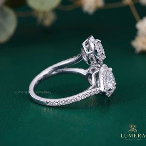 Anillo de compromiso ovalado con tres diamantes en forma de pera, halo múltiple, diamante cultivado en laboratorio, anillo de regalo de aniversario - Product Image 6