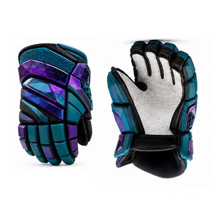 Gants de hockey sur glace avec une construction de qualité, un ajustement confortable, une doublure douce et un soutien flexible pour les entraînements et les matchs de hockey - Product Image 1