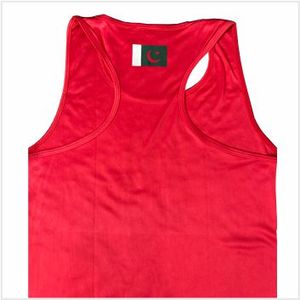 Ensemble de débardeur et short de boxe sportif en polyester satiné rouge respirant, uniforme d'entraînement personnalisé ODM avec logo frontal pour le kick-boxing - Product Image 5