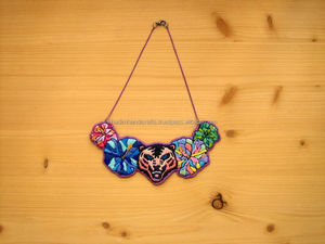 Collier brodé de perles de verre parfait pour les cérémonies de mariage, les fiançailles et les événements de mode haut de gamme - Product Image 4