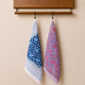 Foulard carré en coton fait main imprimé au bloc, motif floral, bleu et blanc, décontracté, multifonctionnel, style Paisley, pour l'été - Product Image 2