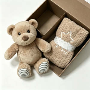 Ensemble cadeau personnalisé ours en peluche beige et couverture tricotée, coffret cadeau bébé neutre avec ours en peluche et couverture tricotée étoile - Product Image 5