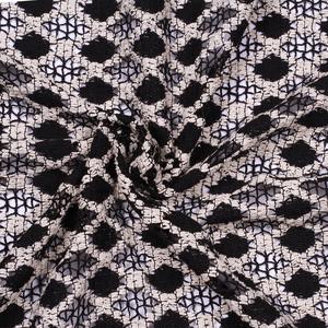 Tela de Encaje de Ganchillo Peinado, Ligera y Transpirable, con Patrón Geométrico Premium y Rayas, para Mujeres y Niñas - Product Image 3