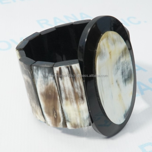 Pulsera de Hueso Natural Hecha a Mano, Brazalete Tribal con Diseño Ovalado, Joyería Étnica, Elegante Accesorio de Regalo para Mujer - Product Image 2
