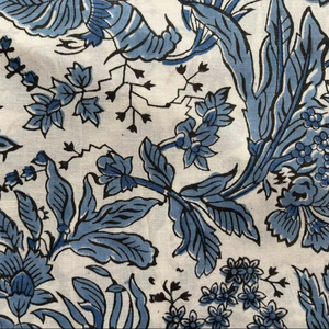 Tela de Algodón Estampada a Mano en Azul Índigo con Diseño Floral Mughal Buta, Material de Algodón Cambray Hecho a Mano en India para Vestidos - Product Image 3