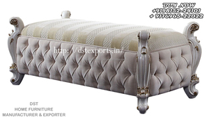 Cama y mesitas de noche de tamaño King para tallado, cama doble de lujo con tallado tradicional, moderna, europea, de madera sólida a la venta - Product Image 5