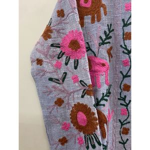 Veste d'hiver en coton brodée de fleurs pour femmes, col mandarin, manches longues, devant ouvert, design fait main - Product Image 4