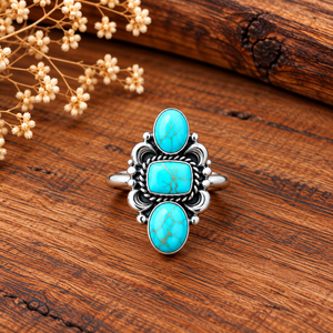 Bague Mohave Turquoise Lune à 3 Pierres, Faite à la Main, Style Bohème Western, Bijou Unique de Créateur, Bague Tendance en Pierres Précieuses - Product Image 6