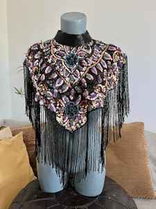 Bolero Glamuroso con Flecos de Cuentas y Bordado de Lentejuelas |   Accesorio de Lujo para Disfraces de Escenario para Cantantes, Bailarines y Artistas - Product Image 4