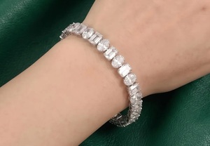 Bracelet tennis de luxe en moissanite, style diamant glacé, bijoux hip-hop, taille baguette émeraude, brillant - Product Image 2