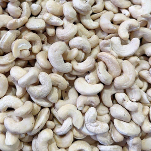 เม็ดมะม่วงหิมพานต์ W320 ขายส่งจากเวียดนาม ราคาถูก ซานติโก - Product Image 1