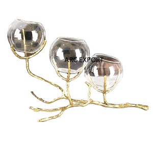 Forma redonda de vidrio transparente de 3 capas con soporte de aluminio dorado Florero de diseño antiguo Artículos de mesa Decoración Florero y macetas - Product Image 1