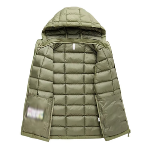 Servicio OEM, Chaqueta Acolchada Unisex Personalizada, Diseño de Camuflaje con Parches, Cierre de Cremallera, Impermeable y Resistente al Viento, 100% Recubierta por Delante - Product Image 4