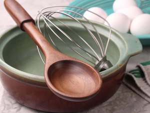 ช้อนไม้แกะสลักด้วยมือ ช้อนเสิร์ฟขนาดเล็กน่ารักๆ อุปกรณ์ทำมือสไตล์เรสติก และไอเดียของขวัญสุดพิเศษ - Product Image 2