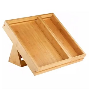 Bandeja Redonda de Madera Natural con Asas Metálicas, Diseño Retro Hecho a Mano, Vajilla de Madera Sólida para Fiestas - Product Image 4