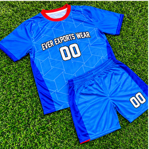 Tenue de football personnalisée, maillot de football bleu royal et rouge, short de football, kit de football, design unique, ensembles personnalisés pour équipes, ensembles pour clubs - Product Image 1