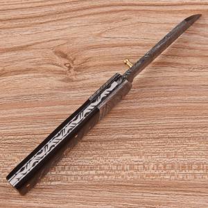 มีดทำมือเหล็กดามัสกัส ด้ามไมคาร์ต้า แบบเลื่อนเปิด ล็อคแบบ Liner Lock ปลายใบมีดแบบ Clip Point สำหรับล่าสัตว์ พกพาประจำวัน กิจกรรมกลางแจ้ง ผลิตตามสั่ง OEM - Product Image 2