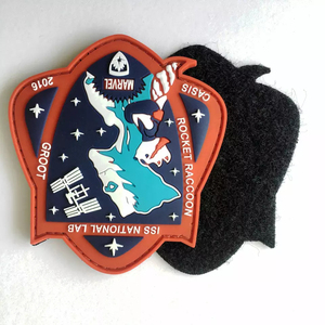 Patch en PVC 3D de forme personnalisée |   Étiquette de marque en caoutchouc de luxe pour casquettes de streetwear de créateurs |   Prix de gros d'usine - Product Image 2