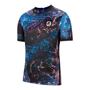 เสื้อฟุตบอลผู้ชายสีน้ำเงินพิมพ์ลายแบบซับลิเมชั่น แขนสั้น ผ้าโพลีเอสเตอร์ ชุดฟุตบอลสำหรับฝึกซ้อมและแข่งขัน - Product Image 1