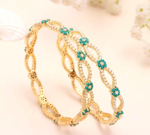 Brazalete Kada de Perlas y Turquesa Hecho a Mano, Chapado en Oro, Brazalete Moderno de Latón Tradicional Indio para Mujer - Product Image 2