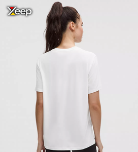 Camiseta Deportiva Ligera Informal para Mujer XEEP, Personalizable, Corte Holgado, Manga Corta, Transpirable, Cuello en V, Tejido de Punto con Letras - Product Image 2
