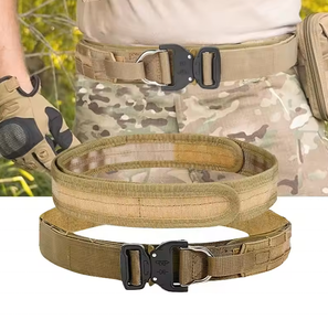 1.5-इंच सामरिक मोले बेल्ट, आंतरिक बेल्ट और आंतरिक गैर-पर्ची पैड, 2-इन-1 त्वरित-रिलीज सिस्टम बेल्ट से लैस है। - Product Image 5