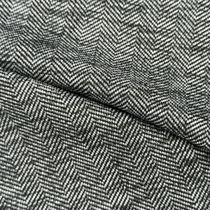 Tissu jacquard de haute qualité en polyamide/PET/élasthanne pour vêtements de yoga et décontractés - Product Image 6
