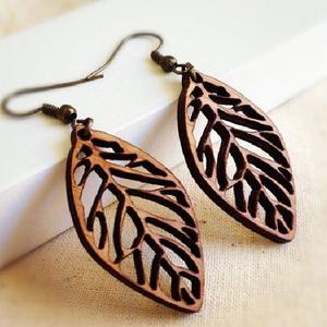 Pendientes de Madera de Lujo Hechos a Mano con Acabado Artesanal, Nuevo Estilo, Pendientes de Madera para Damas, para Fiestas - Product Image 4