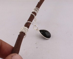 Pendentif en argent sterling 925 avec onyx noir, collier en pierre précieuse noire naturelle, bijoux artisanaux faits à la main, vente en gros, style gothique vintage - Product Image 2