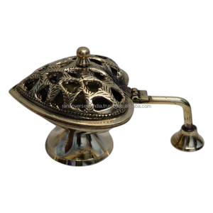 Quemador de Loban Tradicional en Forma de Corazón de Latón con Asa, Quemador de Incienso Portátil de Carbón para Meditación y Uso en Templos - Product Image 4