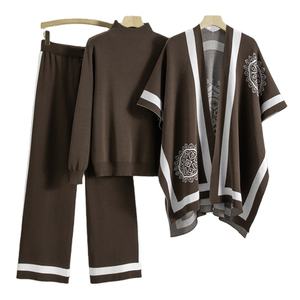 ชุดถักสามชิ้นสำหรับผู้หญิงมุสลิมชุดถักลายดิจิตอลลายทางคอตั้งผ้าทอผ้าคลุมไหล่ - Product Image 5