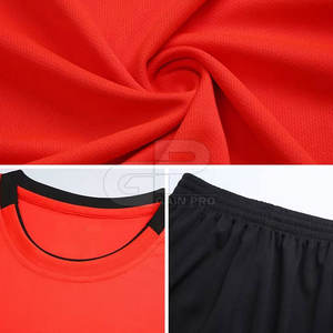 Conjunto de Uniforme de Fútbol para Hombre 2026, Jersey y Pantalones Cortos Ligeros y Transpirables para Entrenamiento, Juegos y Partidos, Material Duradero y Cómodo - Product Image 5