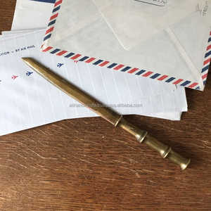 Ouvre-lettre vintage en laiton avec poignée ornée – Idéal pour les collectionneurs, les professionnels et les donneurs de cadeaux - Product Image 3