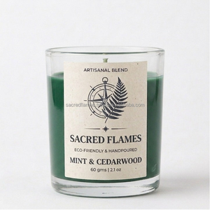Bougie en verre en cire de soja coulée à la main, parfumée menthe et bois de cèdre, marque privée, en gros, cire verte en vrac - Product Image 4