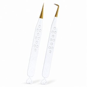 Pinzas de Precisión para Pestañas con Punta Dorada y Diseño de Corazón, Mango Blanco, Punta Suave para Aplicación de Pestañas - Product Image 1